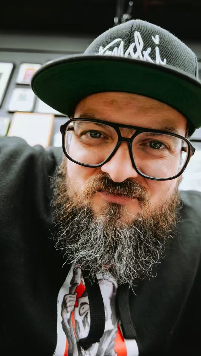 @tomskitattoo created a beautiful pastel floral watercolor tattoo for one of our loyal clients 🌸🎨

Soft colors, delicate flowers and a unique watercolor style – we love pieces like this!