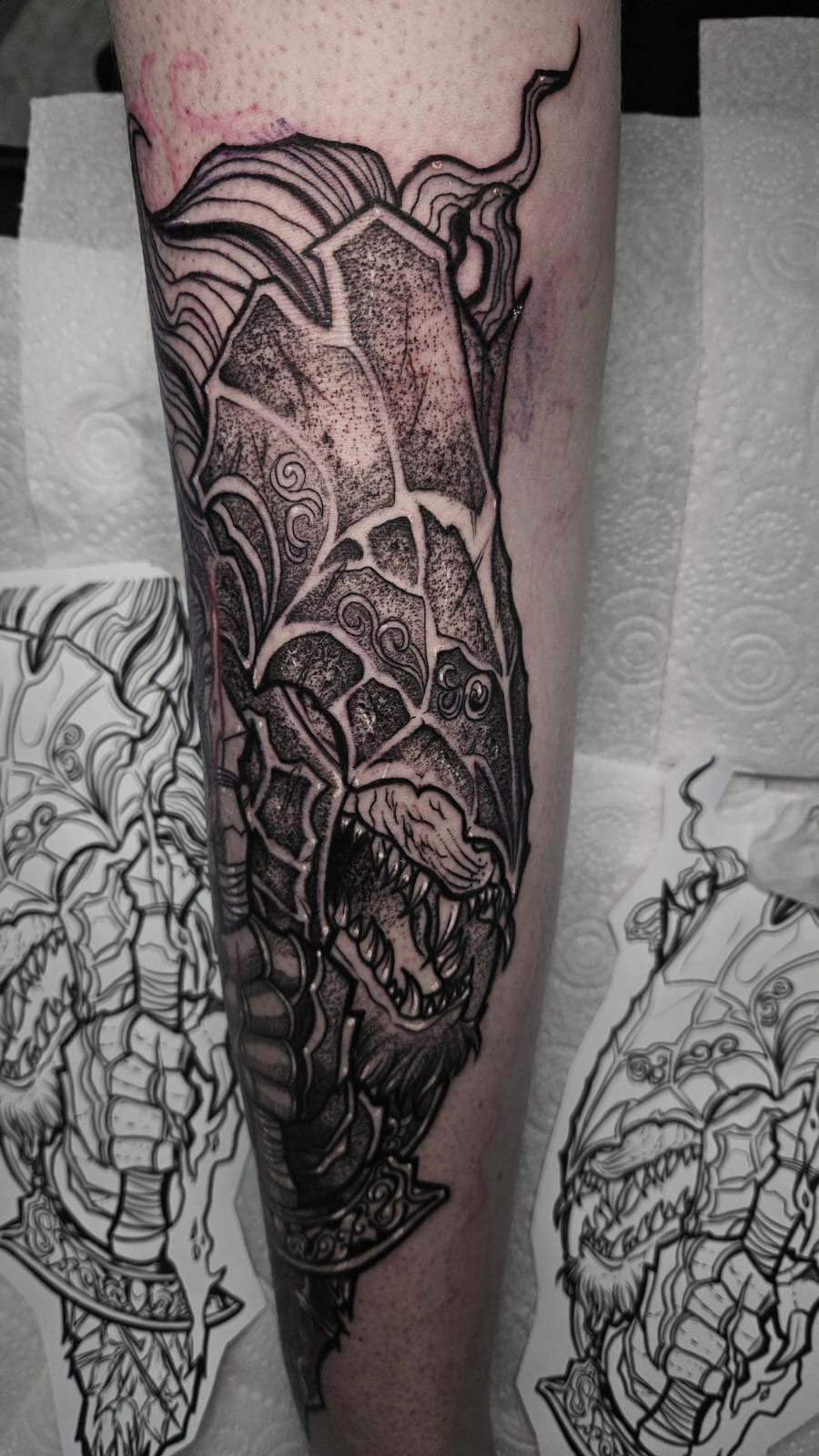 Maliketh, the Black Blade ⚔️
Straight from Elden Ring into skin.

Dark energy, sharp lines, and pure detail — bringing one of the most iconic bosses to life.

For the ones who walk the shadow path 🖤

#goldenhandstattoo #liverpool #eldenringmemes #uk #uktattoo